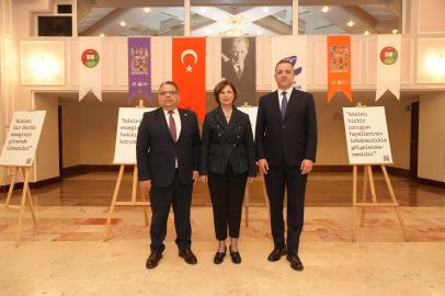 "26 Cümlede Adalet" Sergisi Sanatseverlerle Buluştu