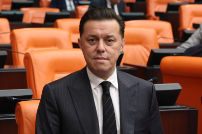 Nebi Hatipoğlu’ndan Eskişehir’de ‘Balmumu Müzesi’ Çıkışı: "360 Milyon TL Nerede?"