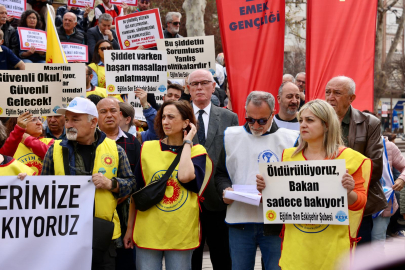 Kazım Kurt’tan Eğitim Sen’in Yaşam Nöbetine Destek