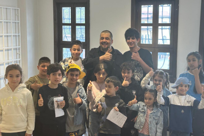 23 Nisan’da Çocuklar Kendi Şarkılarını Yazdı