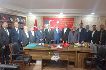 Türkiye Kamu-Sen’den MHP İl Başkanı Sezer’e "Hayırlı Olsun" Ziyareti