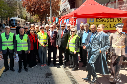 İYİ Parti Tepebaşı 23 Nisan’ı Kutladı