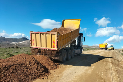 Büyükşehir Kırsalda Yol Çalışmalarına Hız Verdi