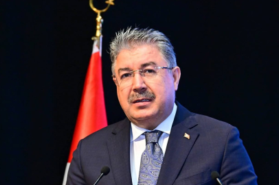 Vali Erdinç Yılmaz'ın 1 Mayıs Emek ve Dayanışma Günü Mesajı