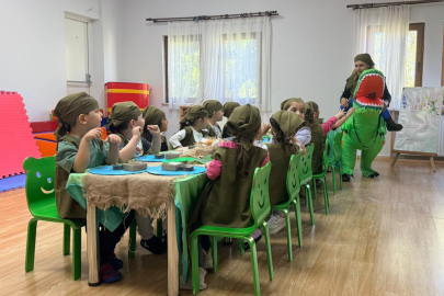Es Çocuk Evi'nde Renkli Atölye