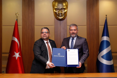 Anadolu Üniversitesi ile Eskişehir Barosu Arasında İş Birliği Protokolü