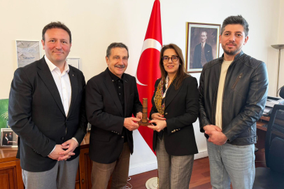 Başkan Ataç Estonya'da Tepebaşı'nın Çalışmalarını Anlattı