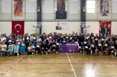 Odunpazarı’nda Genç Kızlar Hentbol Turnuvası Coşkusu