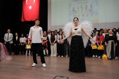 Engelleri Aşan Defile Büyük Beğeni Topladı