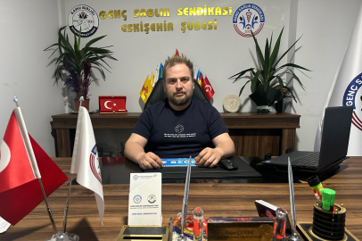 Genç Sağlık - Sen'den Tepki: "Belirsizlik Mesaisi Yaşatılıyor"