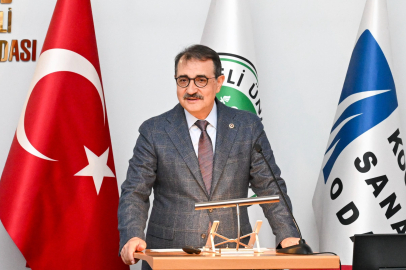 Milletvekili Dönmez Kocaeli'de "Yapay Zeka Etki Çalıştayı"na Katıldı