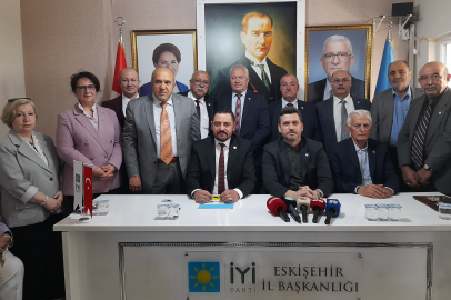 ​İYİ Parti Eskişehir’den Bayram Mesajı: "Türkiye’nin Emniyet Sigortası İYİ Parti’dir"