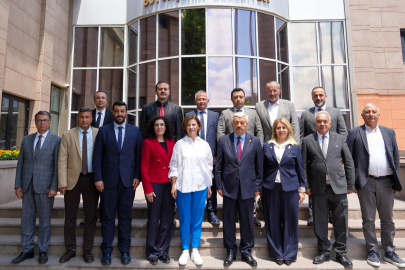 Esnaf Ve Sanatkârlar Odaları Birliği’nden Başkan Ünlüce’ye Ziyaret