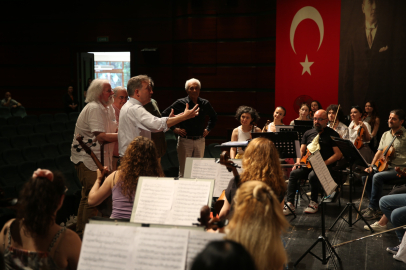Gürer Aykal Orkestra Şefliği Yarışması'nda Finalistler Belli Oldu