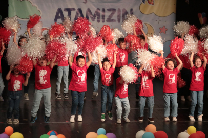 Odunpazarı’nın Minikleri Yıl Sonu Gösterileriyle Sahnede