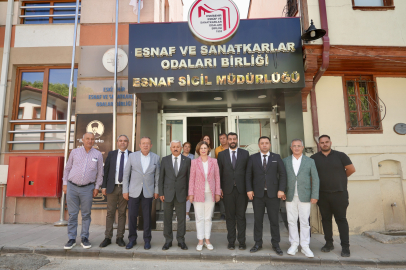 Başkan Ünlüce'den Esnaf Odaları Birliği Yönetimine Ziyaret