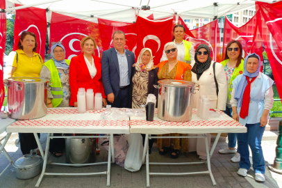 MHP Eskişehir İl Teşkilatı’ndan Muharrem Ayı’nda Aşure İkramı
