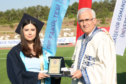 ESOGÜ Tıp Fakültesi 2026 Mezunlarını Verdi