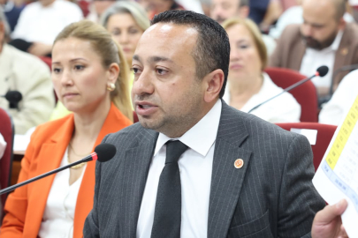 Meclis Üyesi Uğur Yıldız Esnafın Feryadını Meclise Taşıdı!