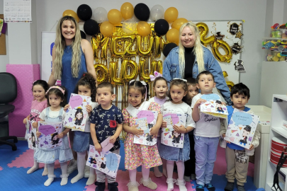 Miniklerin İlk Karne Heyecanı
