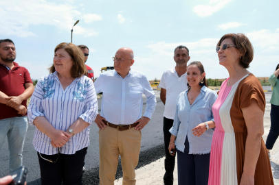 Başkan Ünlüce, Sakaryabaşı’ndaki Asfalt Çalışmalarını Yerinde İnceledi