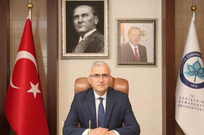 ESOGÜ Rektörü Prof. Dr. Kamil Çolak: "15 Temmuz Ruhunu Gelecek Nesillere Aktarmalıyız"