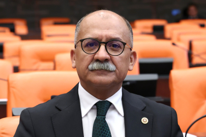 Milletvekili Arslan: ''Dört Ay Geçti, Resmî Gazete Hâlâ Değişmedi!''