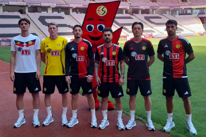 Eskişehirspor'un 2026-2027 Sezonu Formaları Tanıtıldı