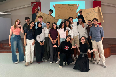 Uluslararası Gençler Çocuk Hakları İçin Bir Araya Geldi