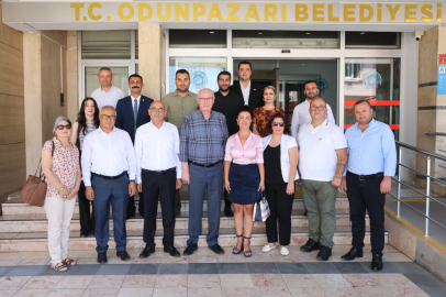Yeni Parti Odunpazarı İlçe Yönetiminden Başkan Kurt'a Ziyaret