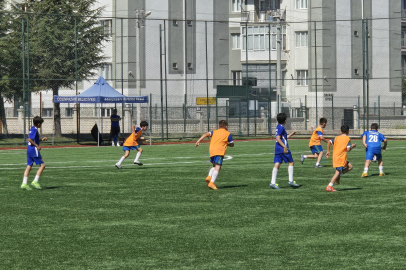 Yaz Spor Okulları Futbol Turnuvası'nda Dostluk Kazandı