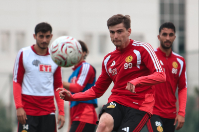 Eskişehirspor Biga Maçı Hazırlıklarını Tamamladı