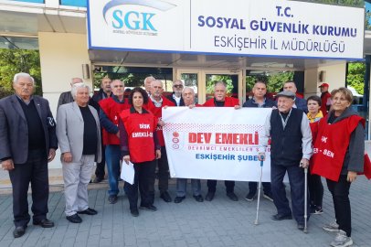Dev Emekli-Sen: "Sadaka Değil, Hakkımızı İstiyoruz!"