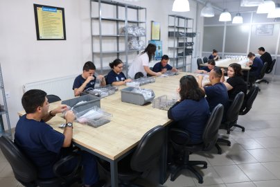 Engelsiz Üretimin Gücü 22 Milyon Montaj, 221 Hayat, 11 Fabrika