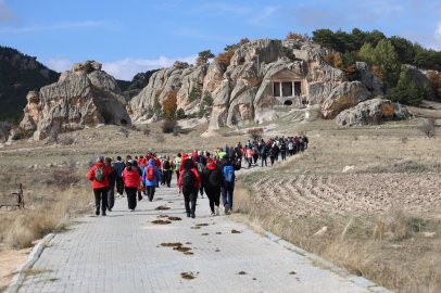 Cumhuriyet Coşkusu Frig Vadisi’nde  Doğayla Buluşacak