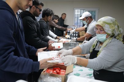 “Gel Beraber Olsun” Yeni Yerinde Büyük İlgi Gördü