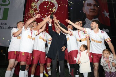 Tepebaşı Belediyesi 8. Geleneksel Cumhuriyet Kupası Tamamlandı