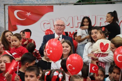 Cumhuriyet Coşkusu Anneler Ve Çocuklarla Alaaddin Parkı’na Taşındı